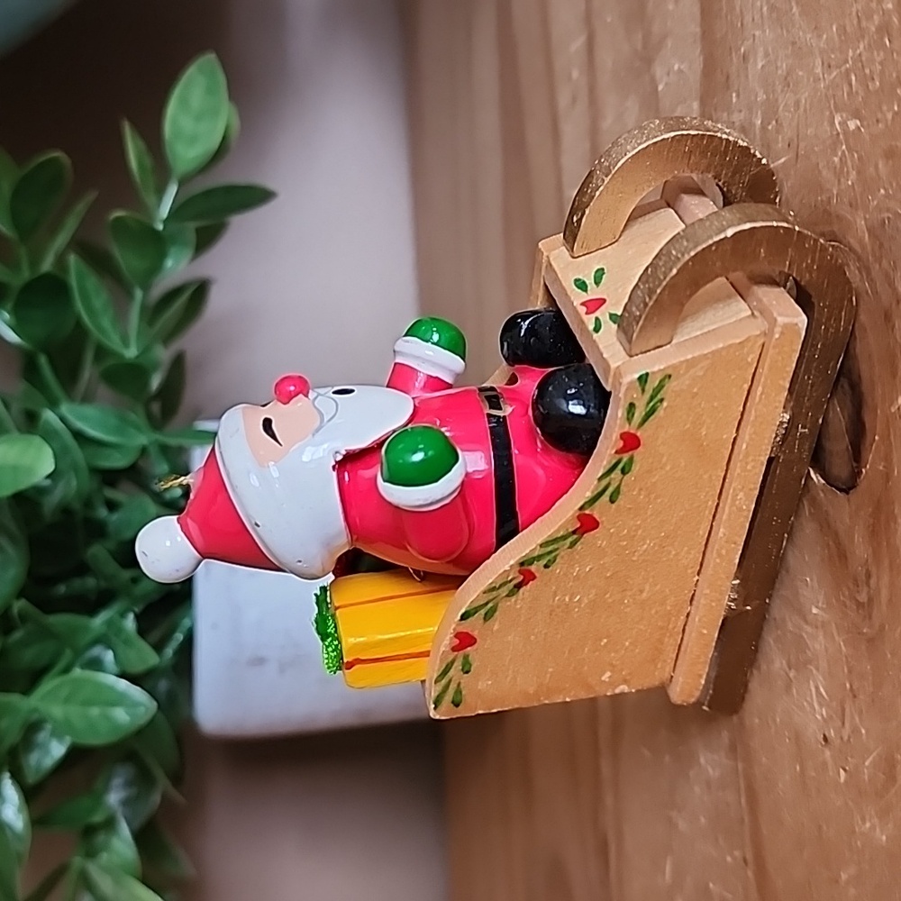 Vintage wood tree ornaments - Picture 14 of 17
